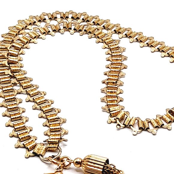 Vintage Sarah Coventry Book Chain Necklace with Tassel Pendant 22 Inch Signed - Picture 10 of 11